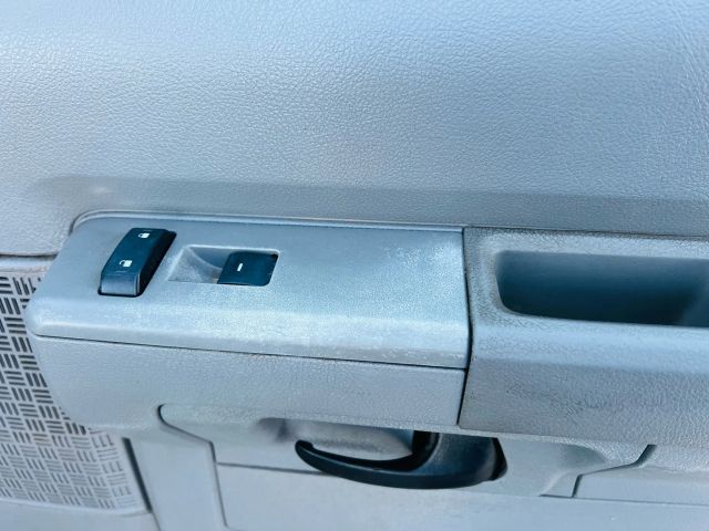 2010 Ford Econoline - Image 14