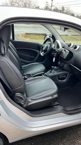 2017 Smart Fortwo - Image 7