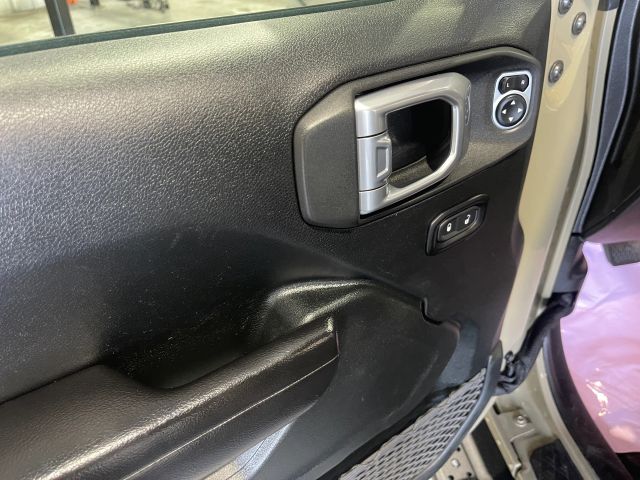 2020 Jeep Gladiator - Image 72