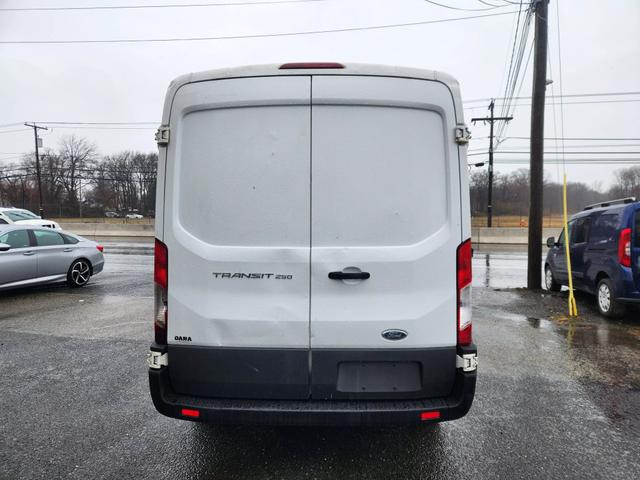 2015 Ford Transit Base photo 6