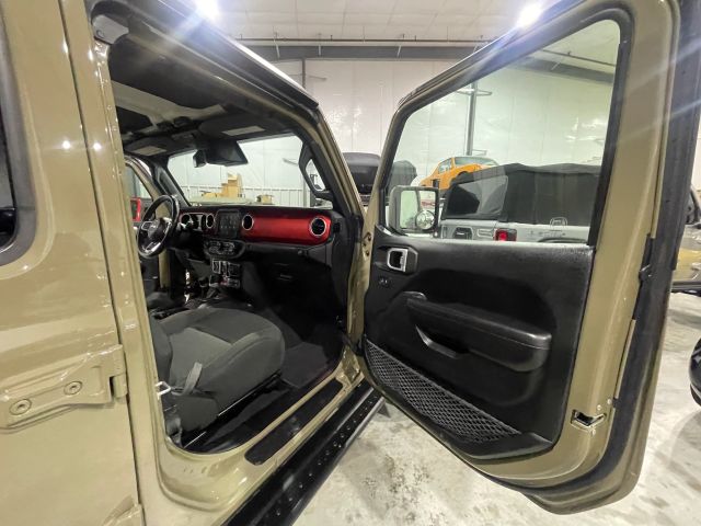 2020 Jeep Gladiator - Image 78