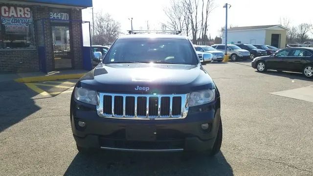 2011 Jeep Grand Cherokee - Image 2