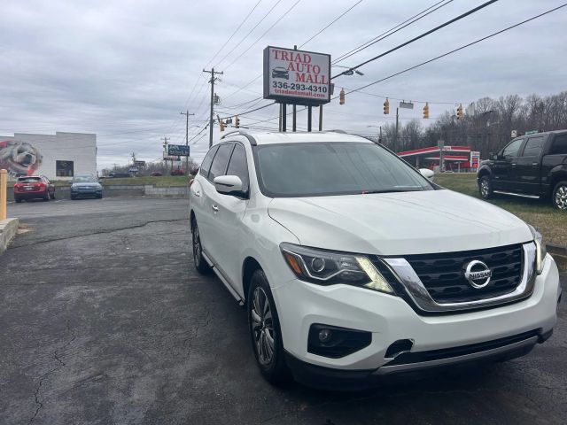 2019 Nissan Pathfinder - Image 4