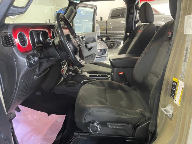 2020 Jeep Gladiator - Image 73