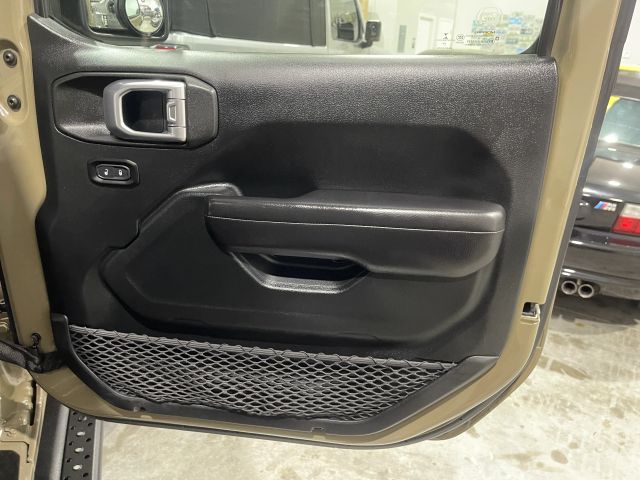 2020 Jeep Gladiator - Image 79