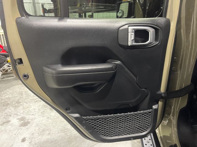 2020 Jeep Gladiator - Image 87