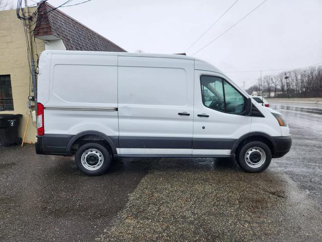 2015 Ford Transit Base photo 4