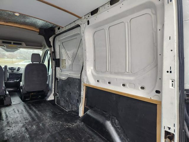 2015 Ford Transit Base photo 22