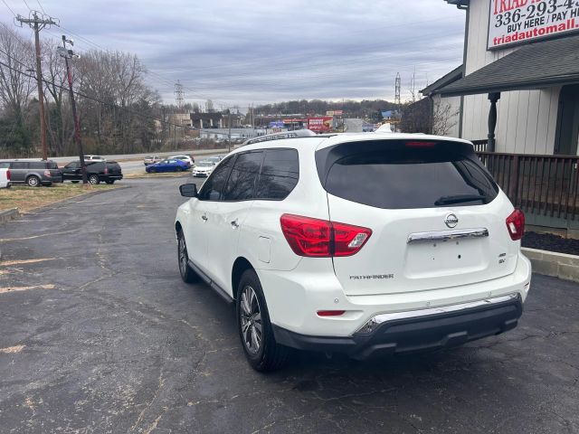 2019 Nissan Pathfinder - Image 8