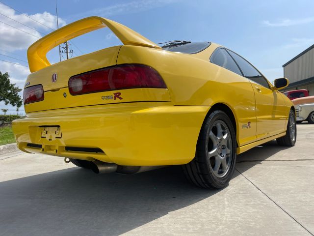 2001 Acura Integra - Image 11
