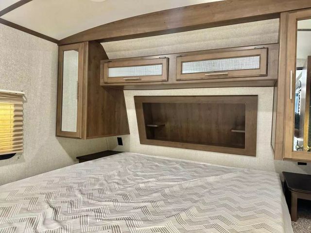 2019 Keystone Cougar - Image 8