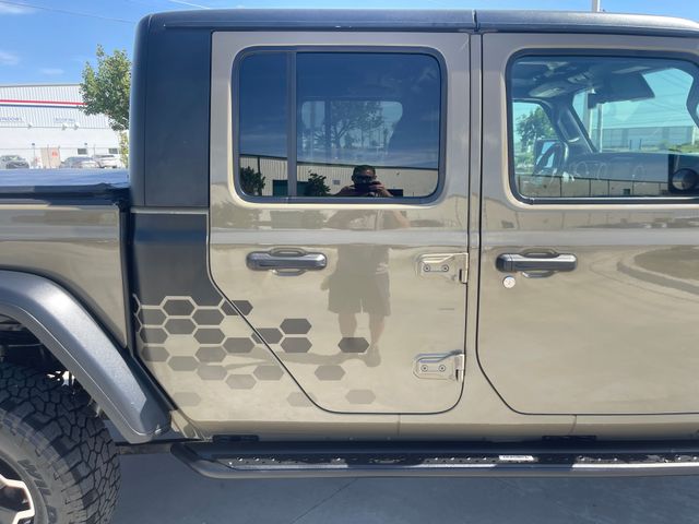 2020 Jeep Gladiator - Image 10