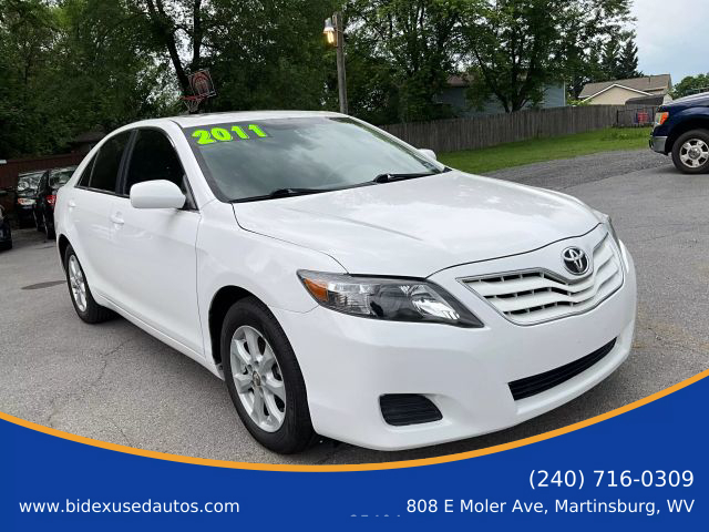 2011 Toyota Camry - Image 1