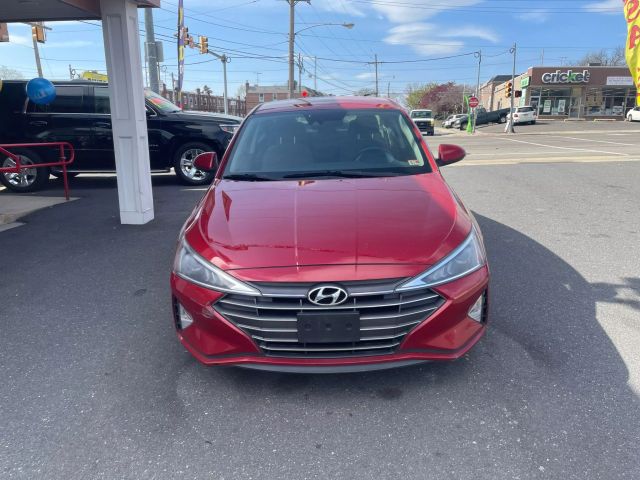 2019 Hyundai Elantra Sel Sedan 4d - Image 2