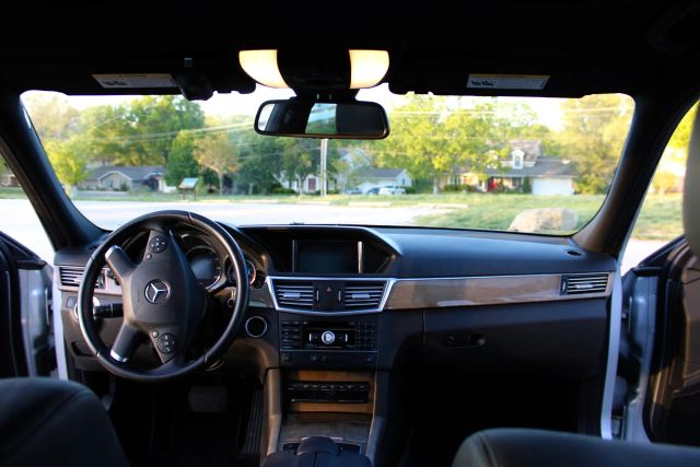 2011 Mercedes-benz E-class - Image 35