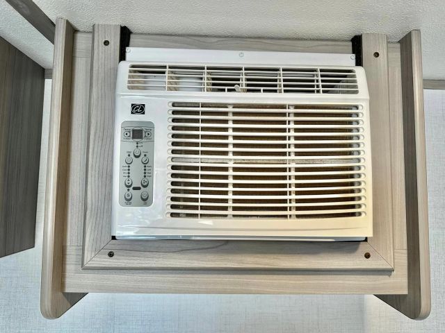 2024 Coleman Lantern Lite Series - Image 8
