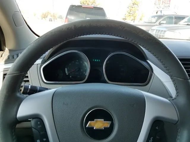 2011 Chevrolet Traverse - Image 10