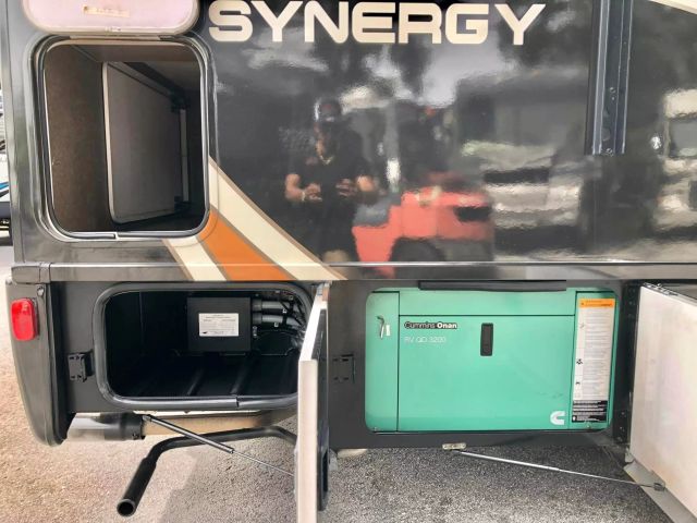 2016 Thor Synergy - Image 15