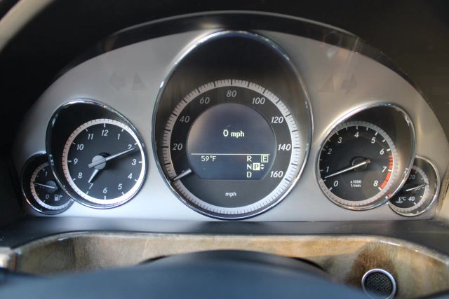 2011 Mercedes-benz E-class - Image 37