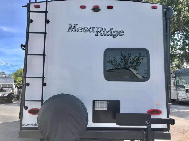 2019 Highland Ridge Mesa Ridge Lite - Image 19