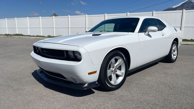 2014 Dodge Challenger - Image 2