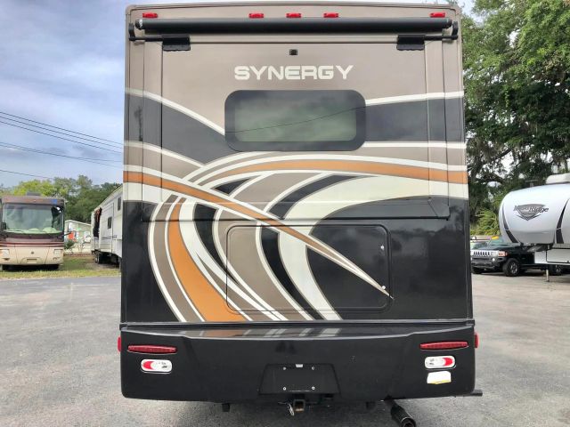 2016 Thor Synergy - Image 8