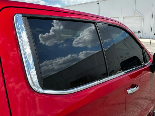 2023 Chevrolet Silverado 1500 Crew Cab - Image 13