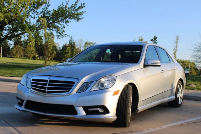 2011 Mercedes-benz E-class - Image 2
