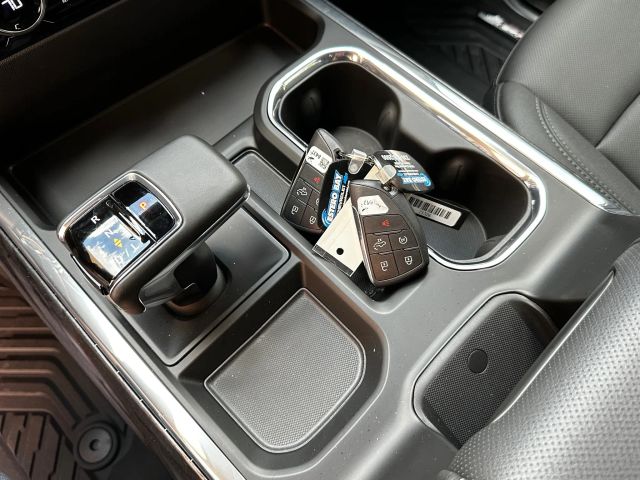 2023 Chevrolet Silverado 1500 Crew Cab - Image 58