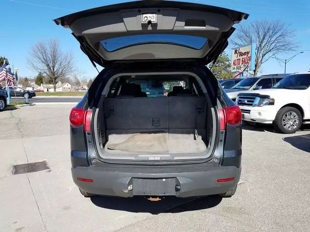 2011 Chevrolet Traverse - Image 5
