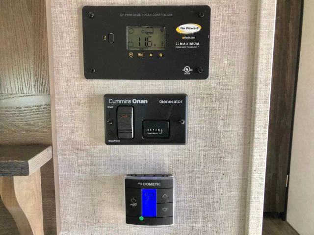 2019 Highland Ridge Mesa Ridge Lite - Image 12