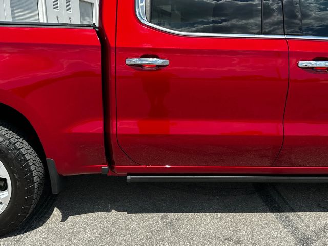 2023 Chevrolet Silverado 1500 Crew Cab - Image 8