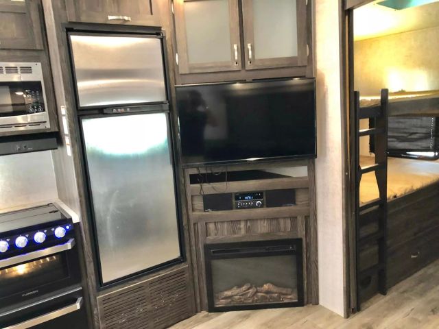 2019 Highland Ridge Mesa Ridge Lite - Image 16