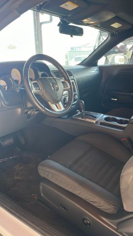 2014 Dodge Challenger - Image 10