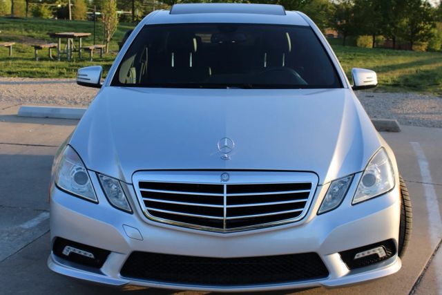 2011 Mercedes-benz E-class - Image 3