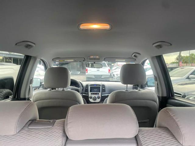 2009 Hyundai Santa Fe Gls Sport Utility 4d - Image 24