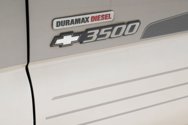 2002 Chevrolet Silverado 3500 Crew Cab - Image 24