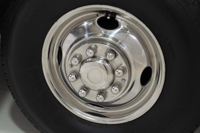 2002 Chevrolet Silverado 3500 Crew Cab - Image 23