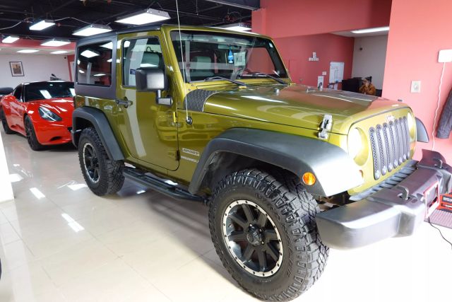 2010 Jeep Wrangler - Image 7