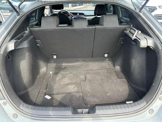 2018 Honda Civic Lx Hatchback 4d - Image 29