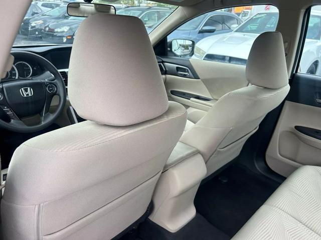 2015 Honda Accord Lx Sedan 4d - Image 24
