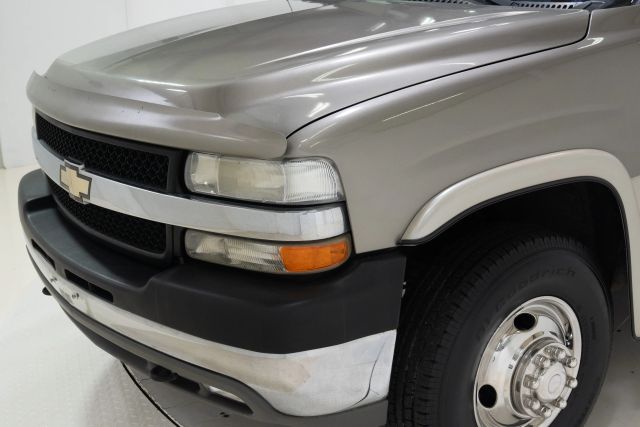 2002 Chevrolet Silverado 3500 Crew Cab - Image 14