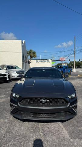 2018 Ford Mustang EcoBoost photo 3