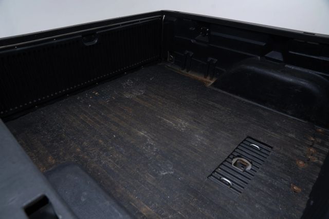 2002 Chevrolet Silverado 3500 Crew Cab - Image 37