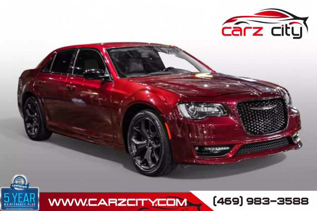 2020 Chrysler 300 300 Touring L Sedan 4d - Image 1