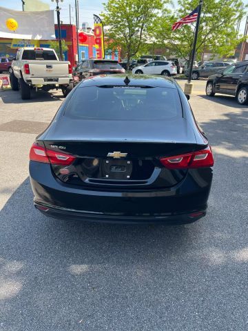 2018 Chevrolet Malibu Ls Sedan 4d - Image 5