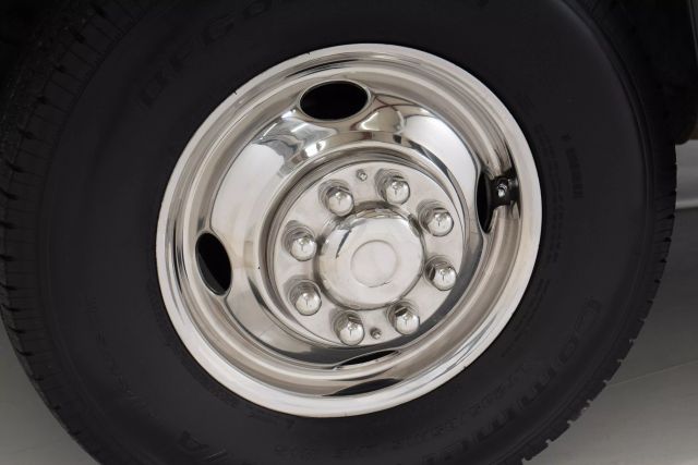 2002 Chevrolet Silverado 3500 Crew Cab - Image 19