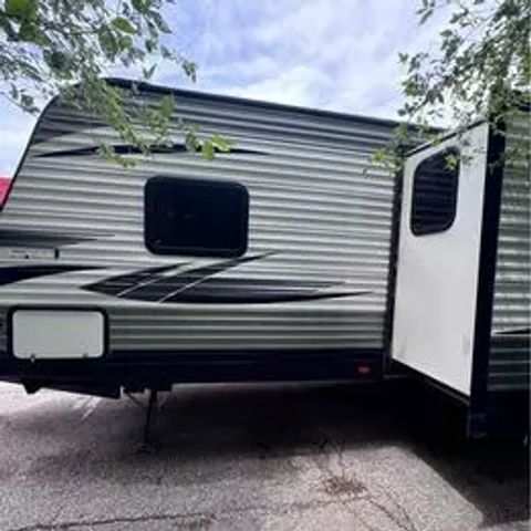 2020 Heartland Pioneer Trailer - - Image 4