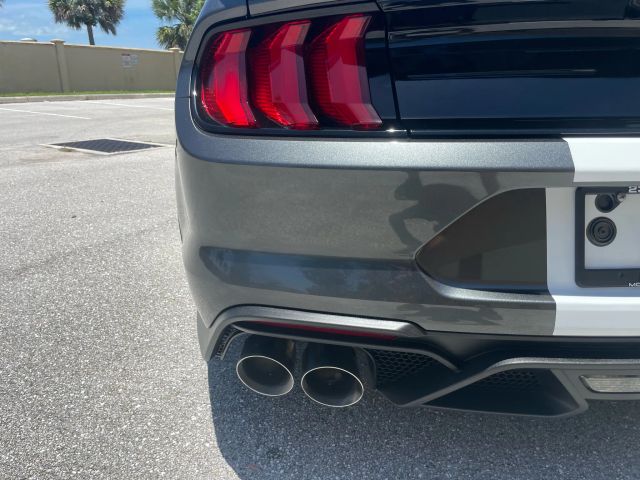 2020 Ford Mustang - Image 25