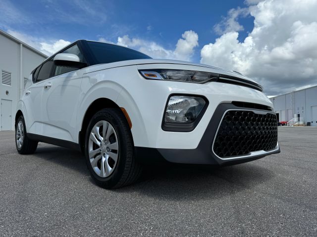 2021 Kia Soul - Image 1